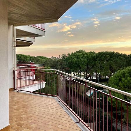 Residence Cristallo 4H Линяно Сабиадоро Екстериор снимка