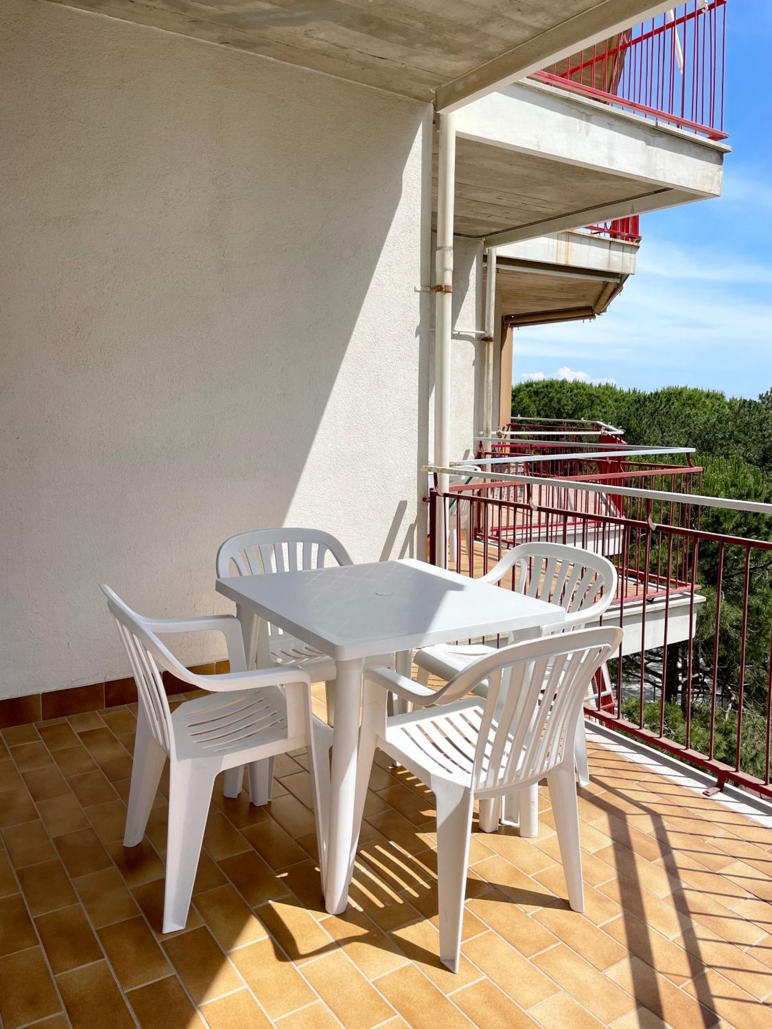 Residence Cristallo 4H Линяно Сабиадоро Екстериор снимка